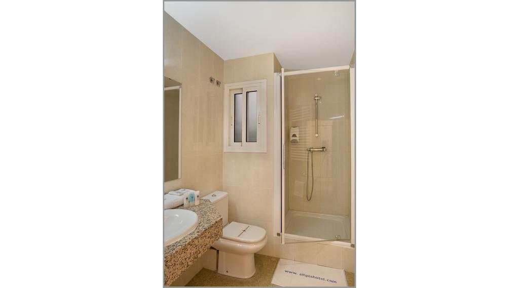 Hotel Central Normandie Сиджес Номер фото
