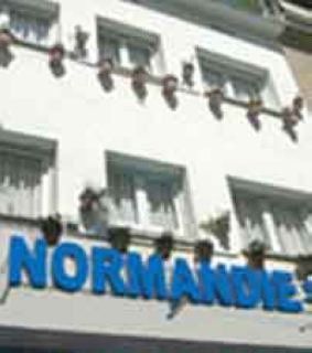 Hotel Central Normandie Сиджес Экстерьер фото