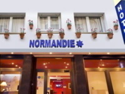 Hotel Central Normandie Сиджес Экстерьер фото